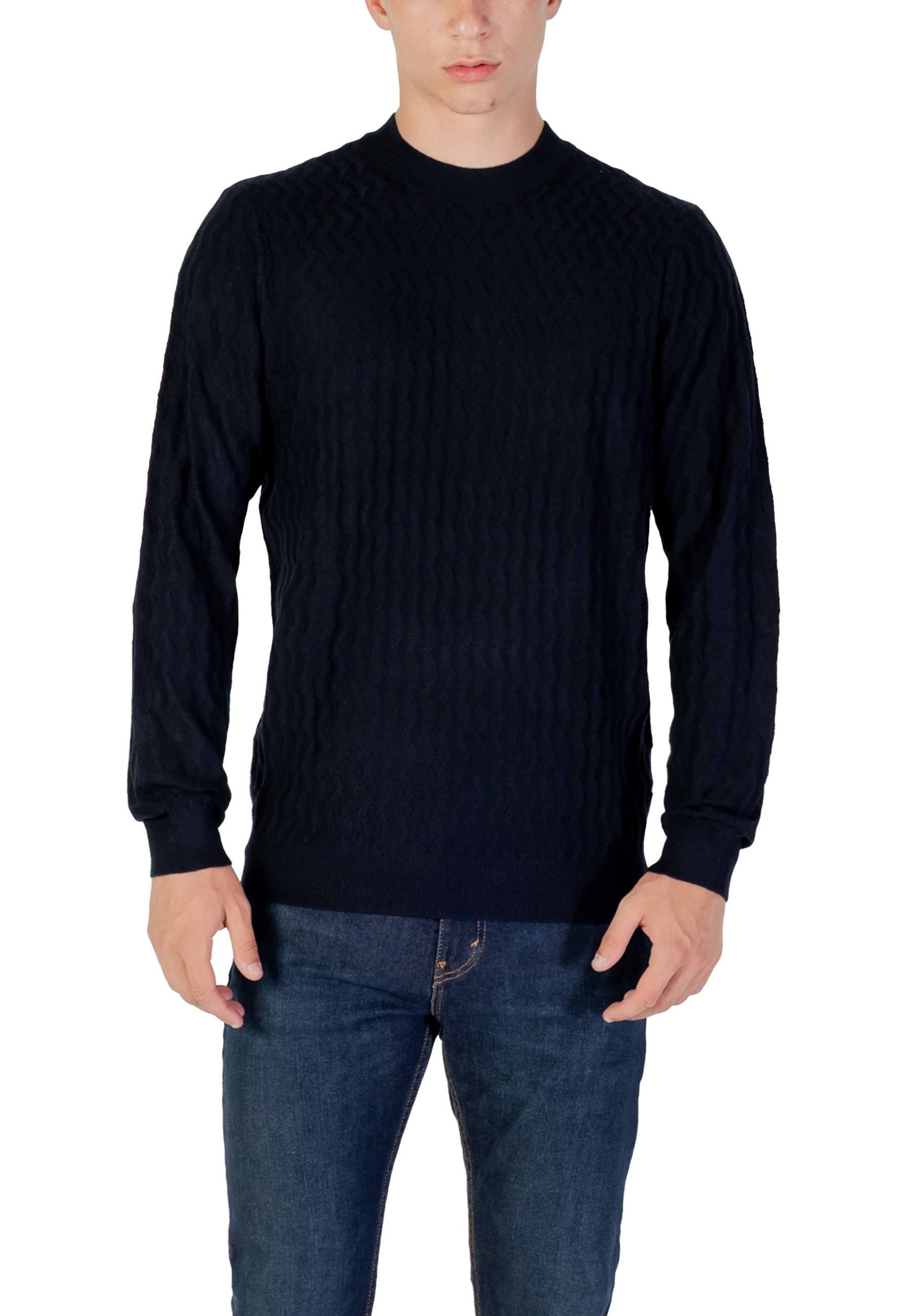 Трикотаж Armani Exchange, синий
Трикотаж Armani Exchange, синий