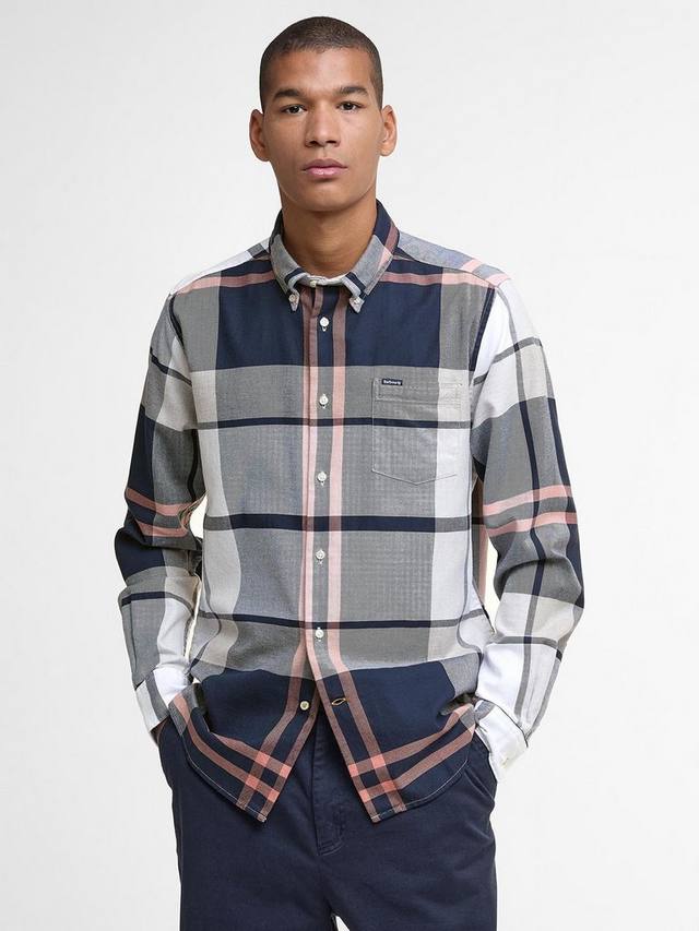 Dunoon Cotton Regular Fit клетчатая рубашка Barbour, Riverstone Tartan
Dunoon Cotton Regular Fit клетчатая рубашка Barbour, Riverstone Tartan