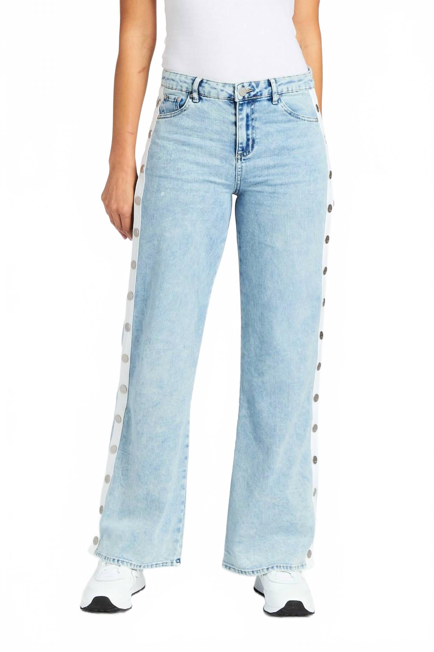 Широкие брюки Snap Me Up в светло-индиговом цвете Tractr
Широкие брюки Snap Me Up в светло-индиговом цвете Tractr