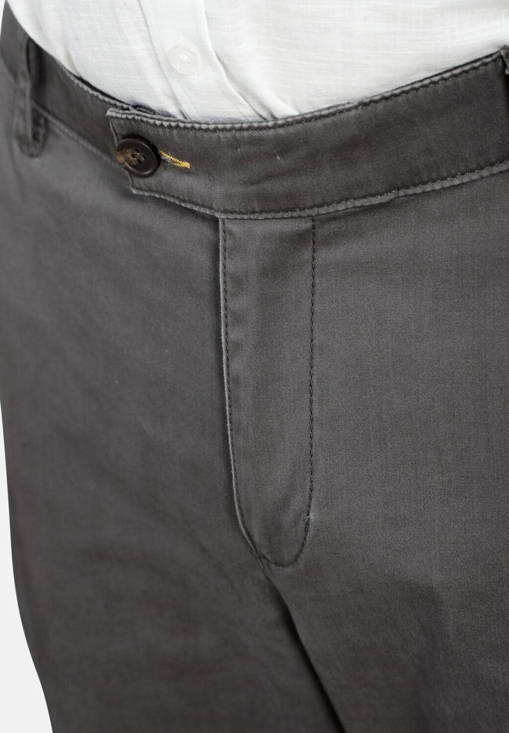 Чиносы BARON KIRIAN Charles Colby, темно-серый
Чиносы BARON KIRIAN Charles Colby, темно-серый