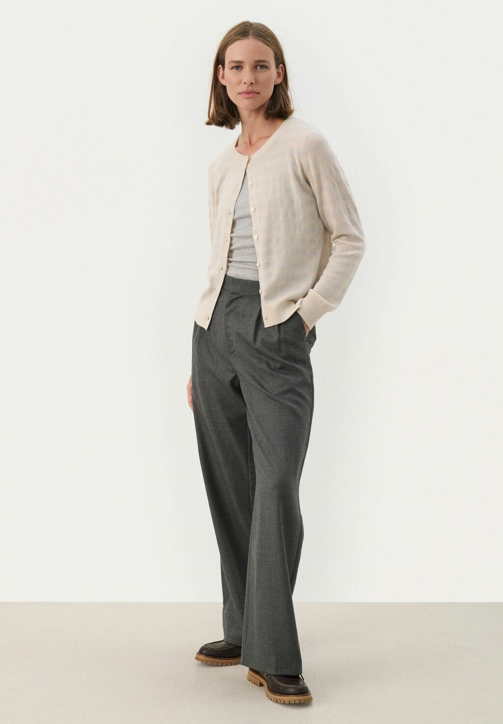 Кардиган ELLAH Part Two, бежевый
Кардиган ELLAH Part Two, бежевый