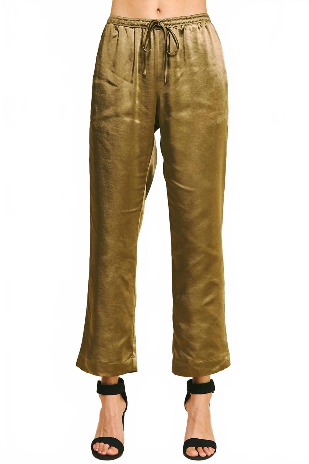 Гламурные атласные прямые брюки в цвете мокко PINCH, мокко
Гламурные атласные прямые брюки в цвете мокко PINCH, мокко