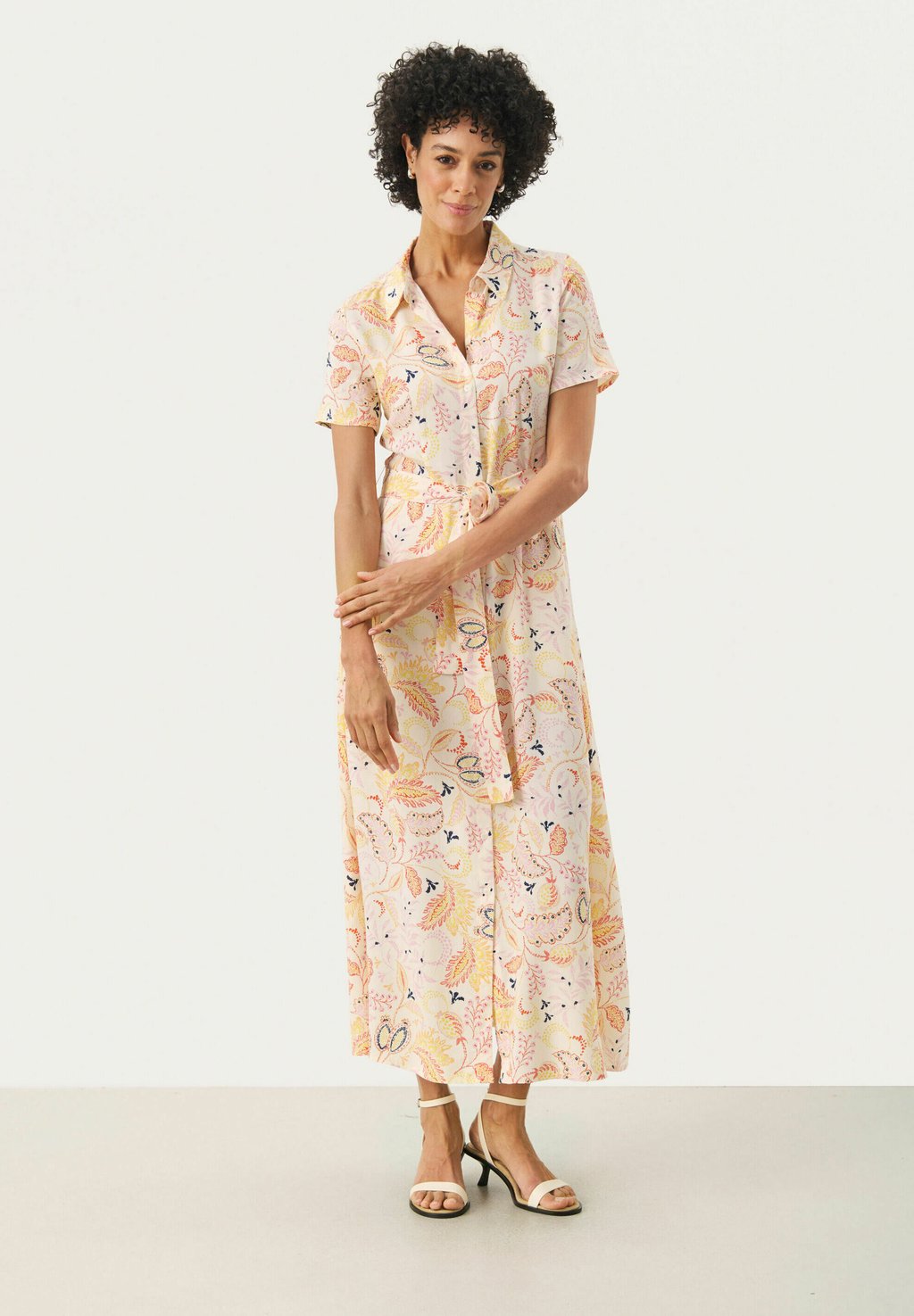 Платье-рубашка ROSELIL Part Two, оранжевый
Платье-рубашка ROSELIL Part Two, оранжевый