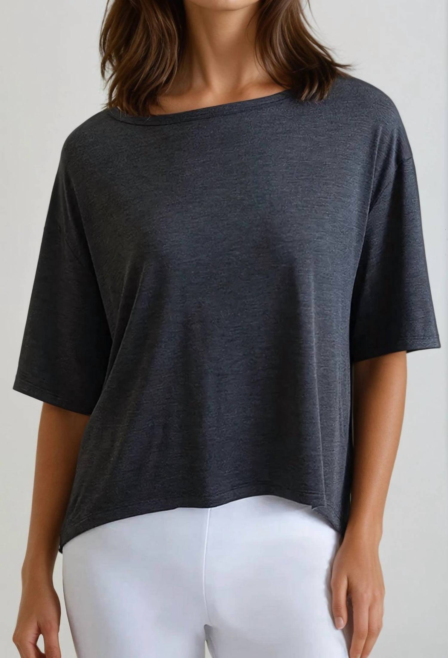 Футболка Como Crew в темно-сером цвете Buki, серый
Футболка Como Crew в темно-сером цвете Buki, серый