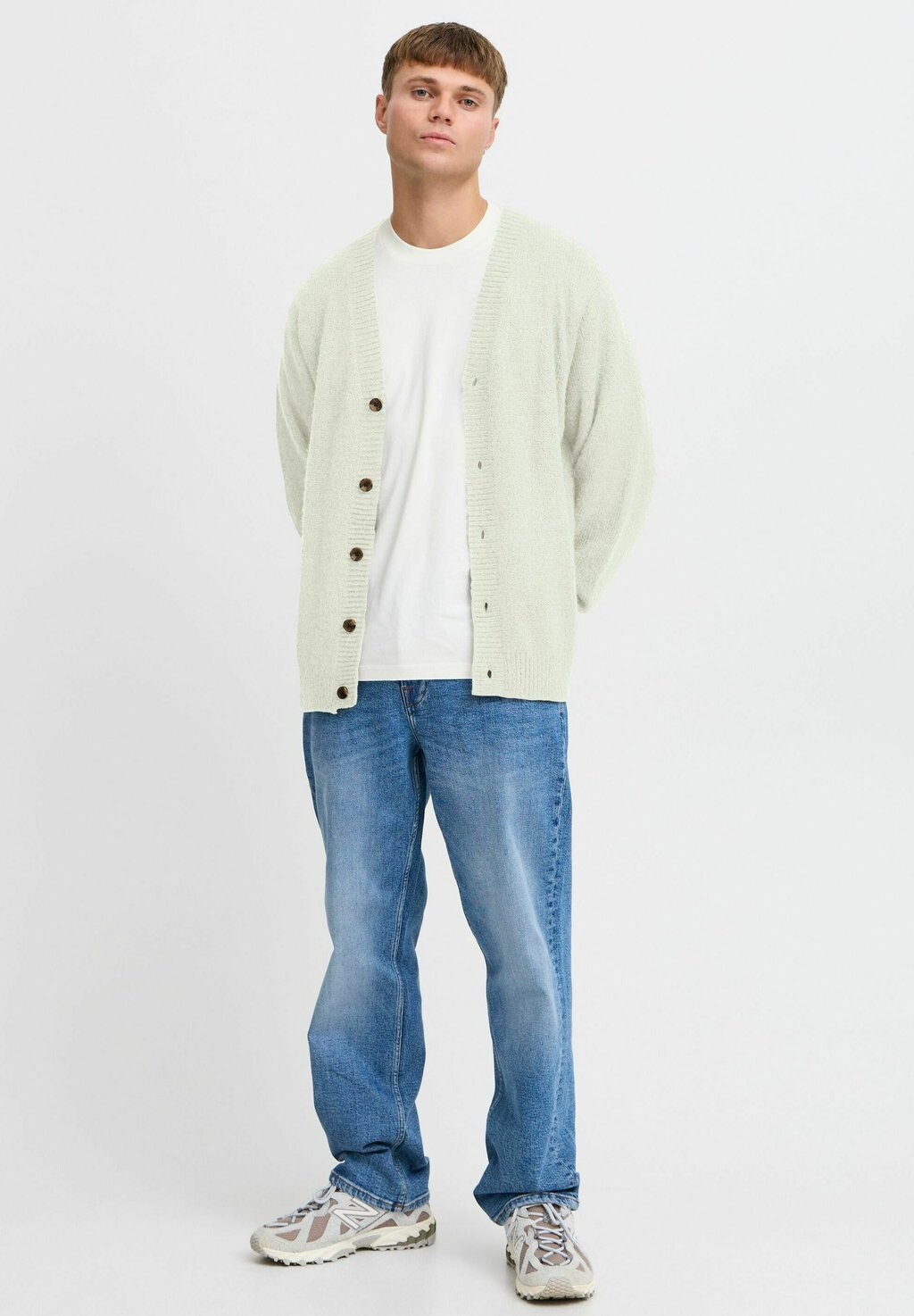 Кардиган SDHAMED Solid, светло-зеленый
Кардиган SDHAMED Solid, светло-зеленый