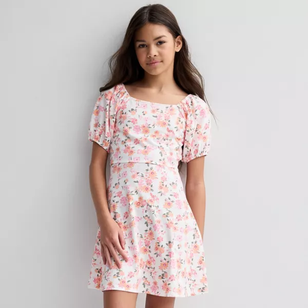 Платье с квадратным вырезом и пышными рукавами для девочек 6-20 лет в обычных и больших размерах So, цвет cream floral
Платье с квадратным вырезом и пышными рукавами для девочек 6-20 лет в обычных и больших размерах So, цвет cream floral