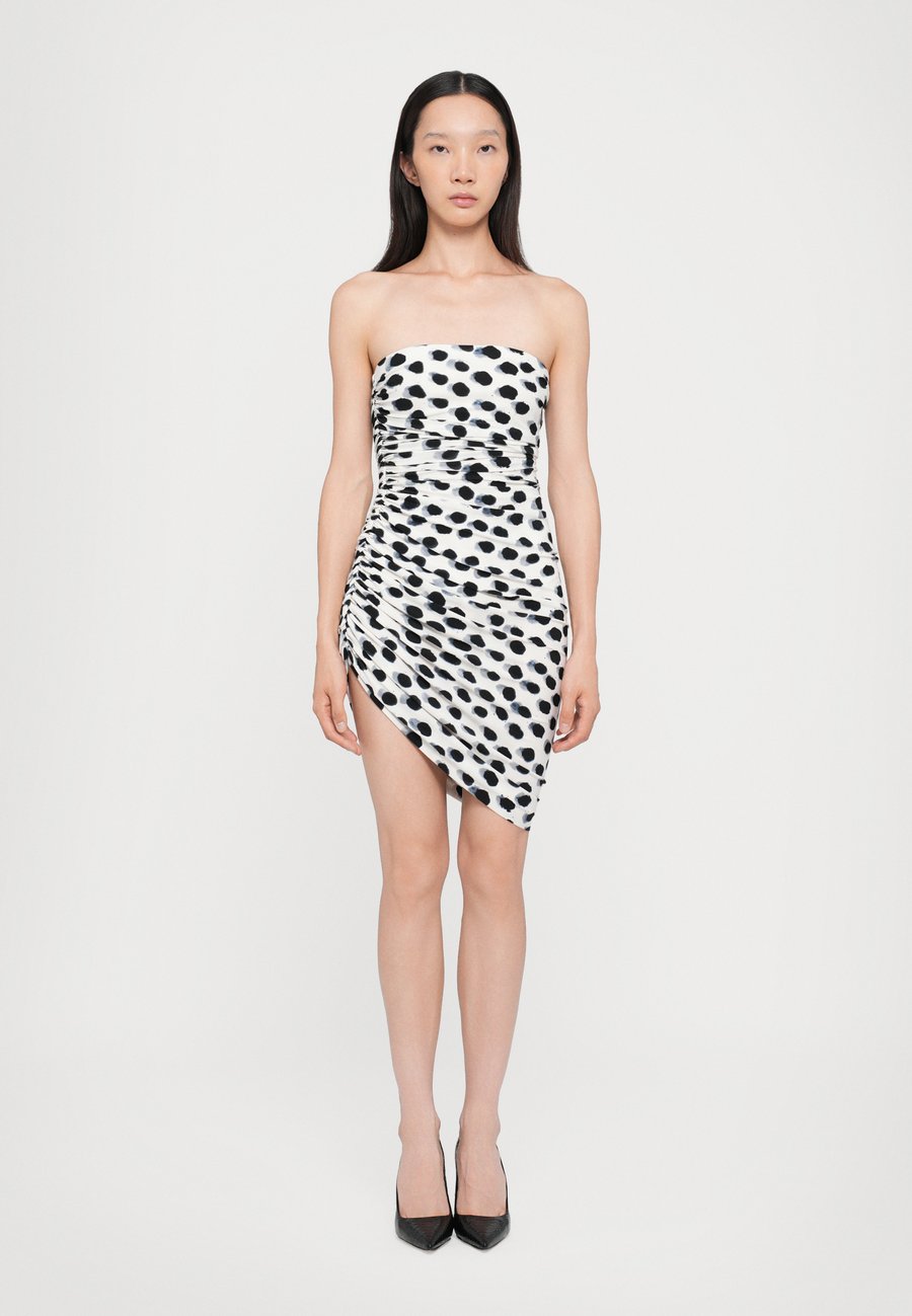 Платье Norma Kamali STRAPLESS DIANA MINI DRESS, Black/White/Black
Платье Norma Kamali STRAPLESS DIANA MINI DRESS, Black/White/Black