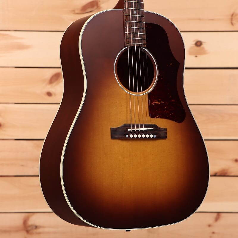 Акустическая гитара Gibson J-45 50s Faded - Faded Sunburst-21923088
Акустическая гитара Gibson J-45 50s Faded - Faded Sunburst-21923088