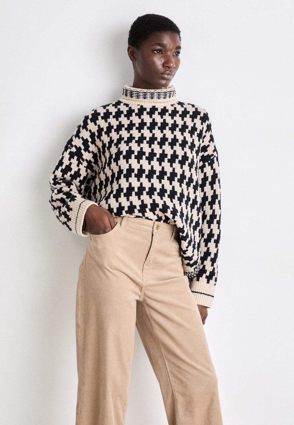 Брюки RELAXED STRAIGHT PANT Tommy Hilfiger, бежевый
Брюки RELAXED STRAIGHT PANT Tommy Hilfiger, бежевый