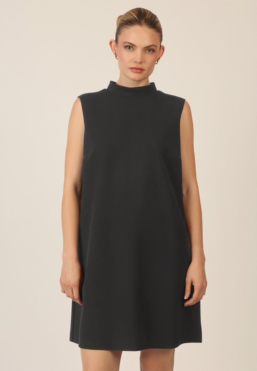Платье Apart OVERSIZED, Schwarz/Black
Платье Apart OVERSIZED, Schwarz/Black