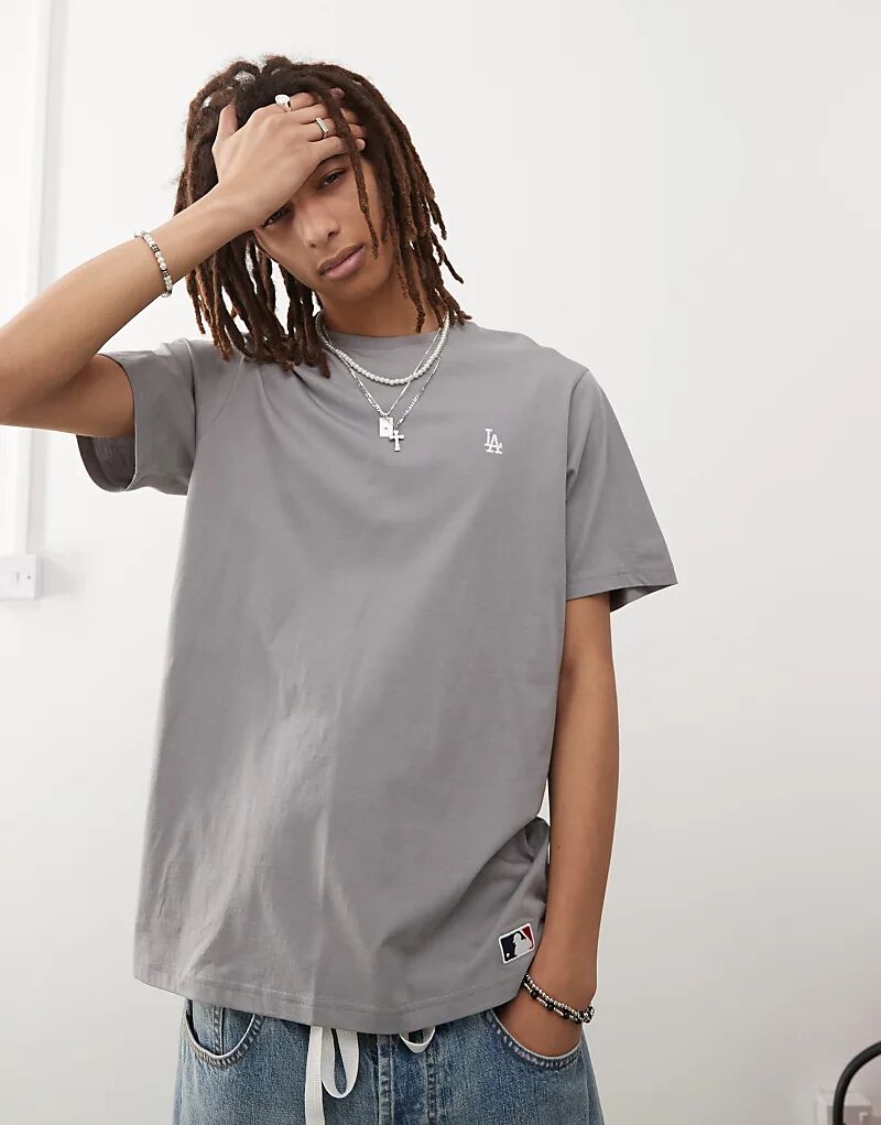 Мини-футболка LA Dodgers серого цвета 47 Brand
Мини-футболка LA Dodgers серого цвета 47 Brand