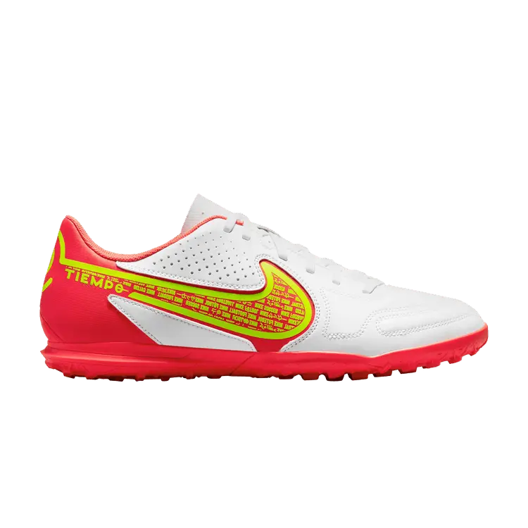 Кроссовки Nike Tiempo Legend 9 Club TF 'Motivation Pack', белый
Кроссовки Nike Tiempo Legend 9 Club TF 'Motivation Pack', белый
