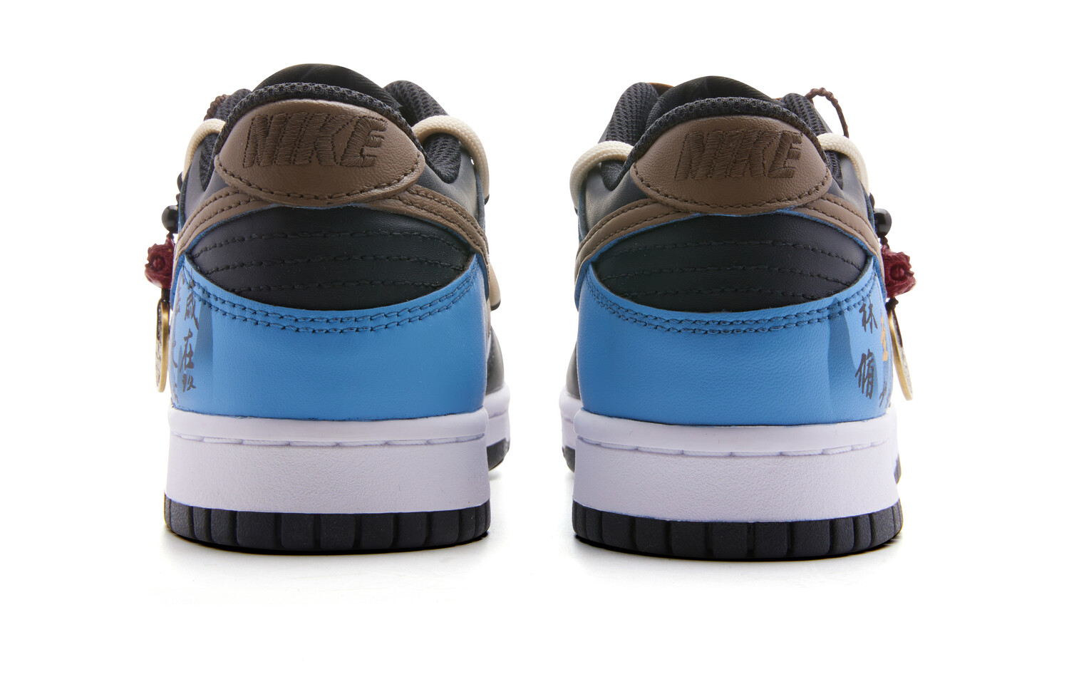 Кроссовки Nike Dunk Skateboarding Shoes Women's Low-top Black/Blue, цвет Customized
Кроссовки Nike Dunk Skateboarding Shoes Women's Low-top Black/Blue, цвет Customized