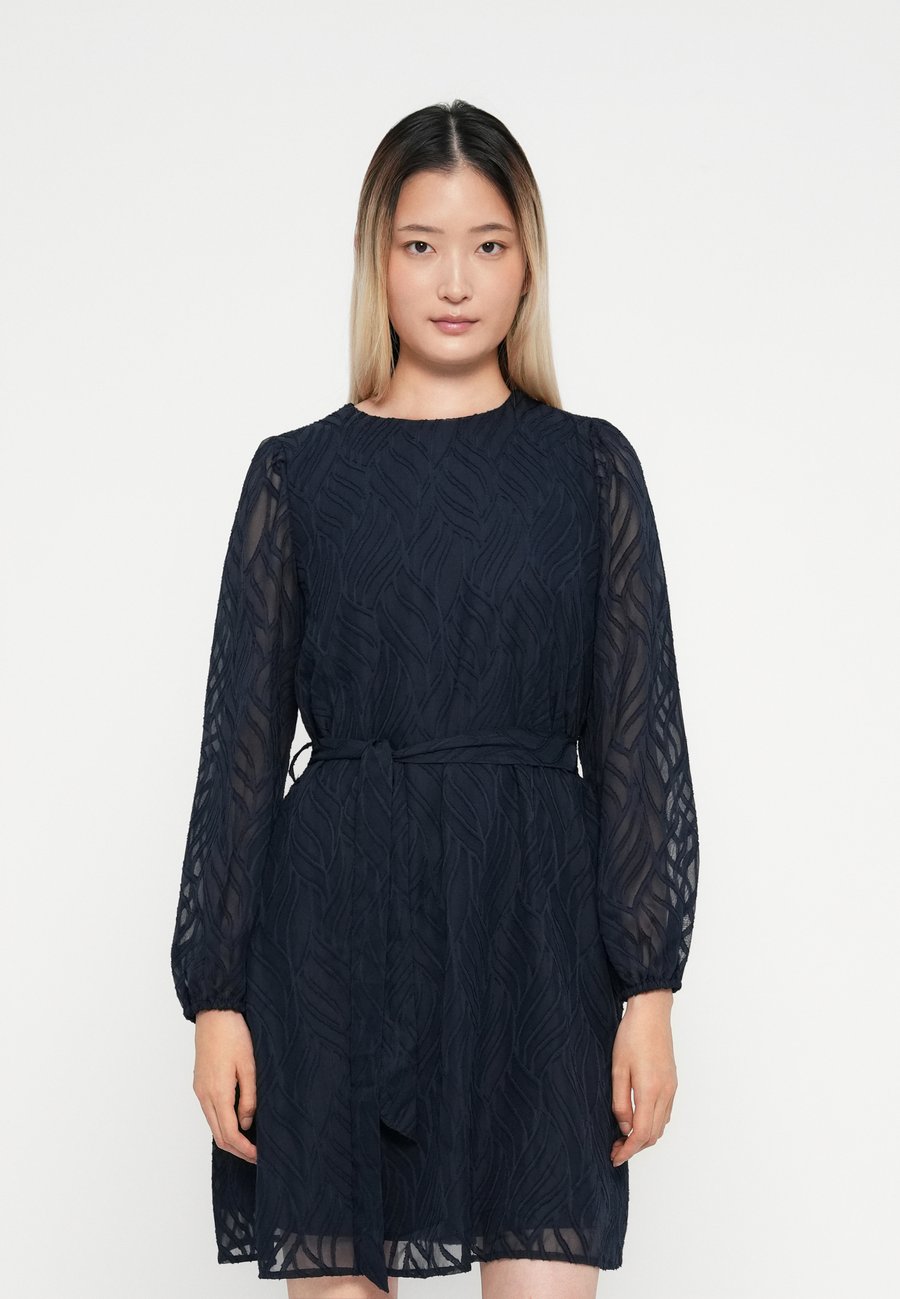 Платье VILA VIMIKA O-NECK, Navy Blazer/Dark Blue
Платье VILA VIMIKA O-NECK, Navy Blazer/Dark Blue