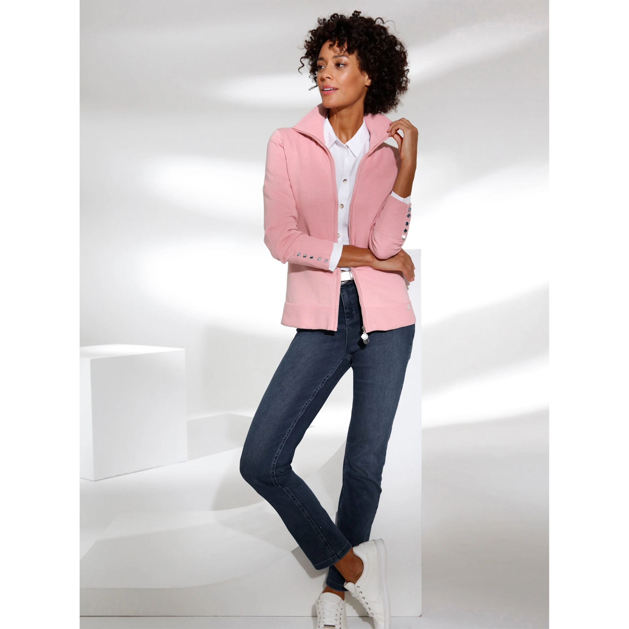 Кардиган CREATION L PREMIUM, цвет Flieder
Кардиган CREATION L PREMIUM, цвет Flieder