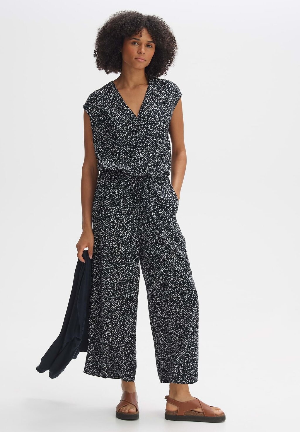 Комбинезон MONELI CITY Opus, синий
Комбинезон MONELI CITY Opus, синий