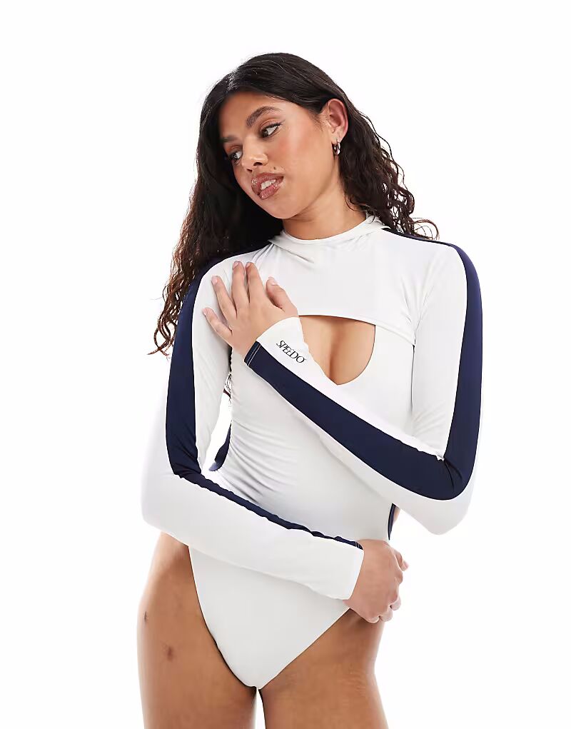 Топ Speedo Swim с длинными рукавами и капюшоном белого цвета
Топ Speedo Swim с длинными рукавами и капюшоном белого цвета