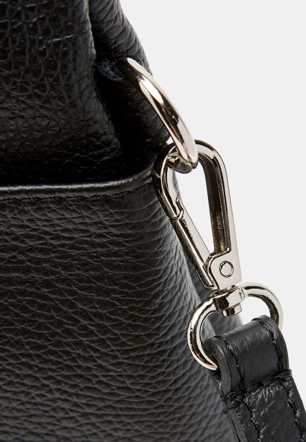 Сумка через плечо Bata, черный
Сумка через плечо Bata, черный