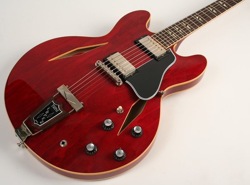Электрогитара Gibson Custom Shop 1964 Trini Lopez Standard Reissue VOS Sixties Cherry SN 120756
Электрогитара Gibson Custom Shop 1964 Trini Lopez Standard Reissue VOS Sixties Cherry SN 120756
