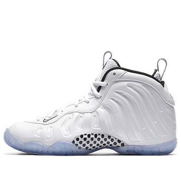 Кроссовки маленькие позитные Nike, белый 
Кроссовки маленькие позитные Nike, белый