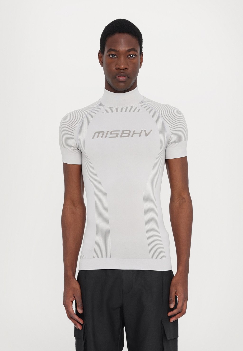 Футболка с принтом MISBHV, светло-серый
Футболка с принтом MISBHV, светло-серый