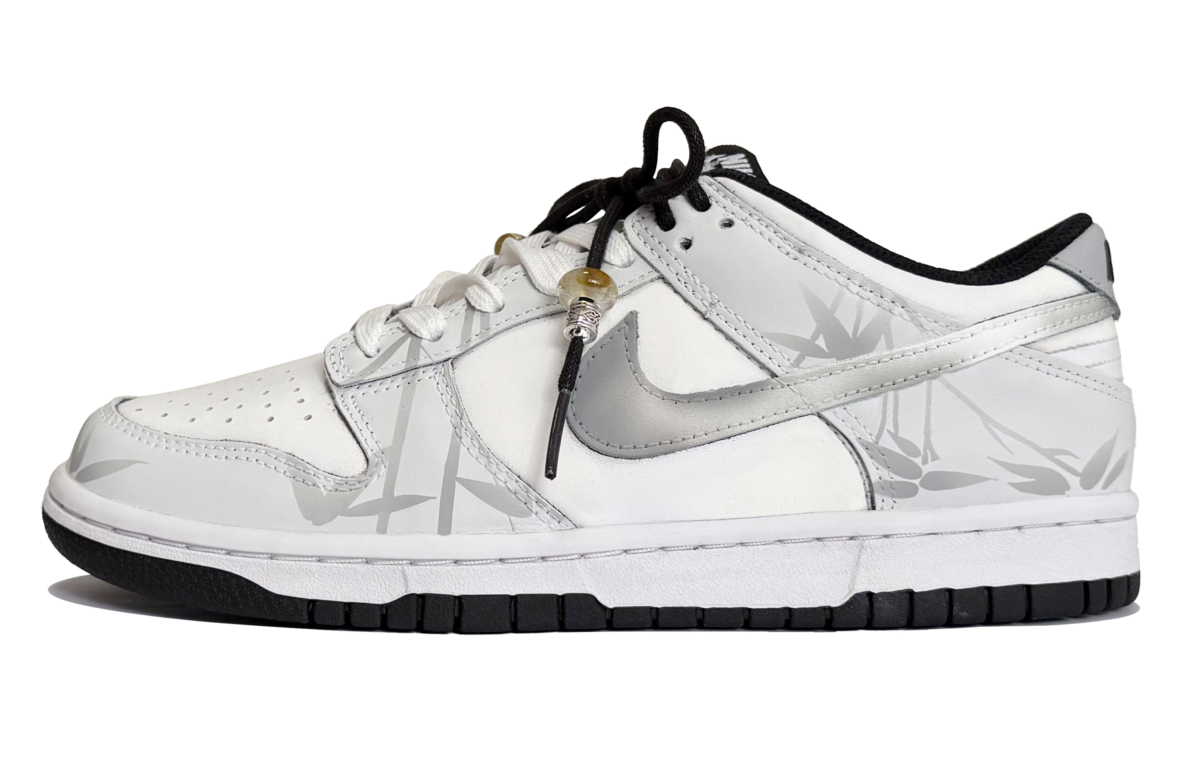 Nike Кроссовки для скейтбординга Dunk Moon Mail Reflection In The Lake, нескользящие, низкие, мужские, серо-белые
Nike Кроссовки для скейтбординга Dunk Moon Mail Reflection In The Lake, нескользящие, низкие, мужские, серо-белые