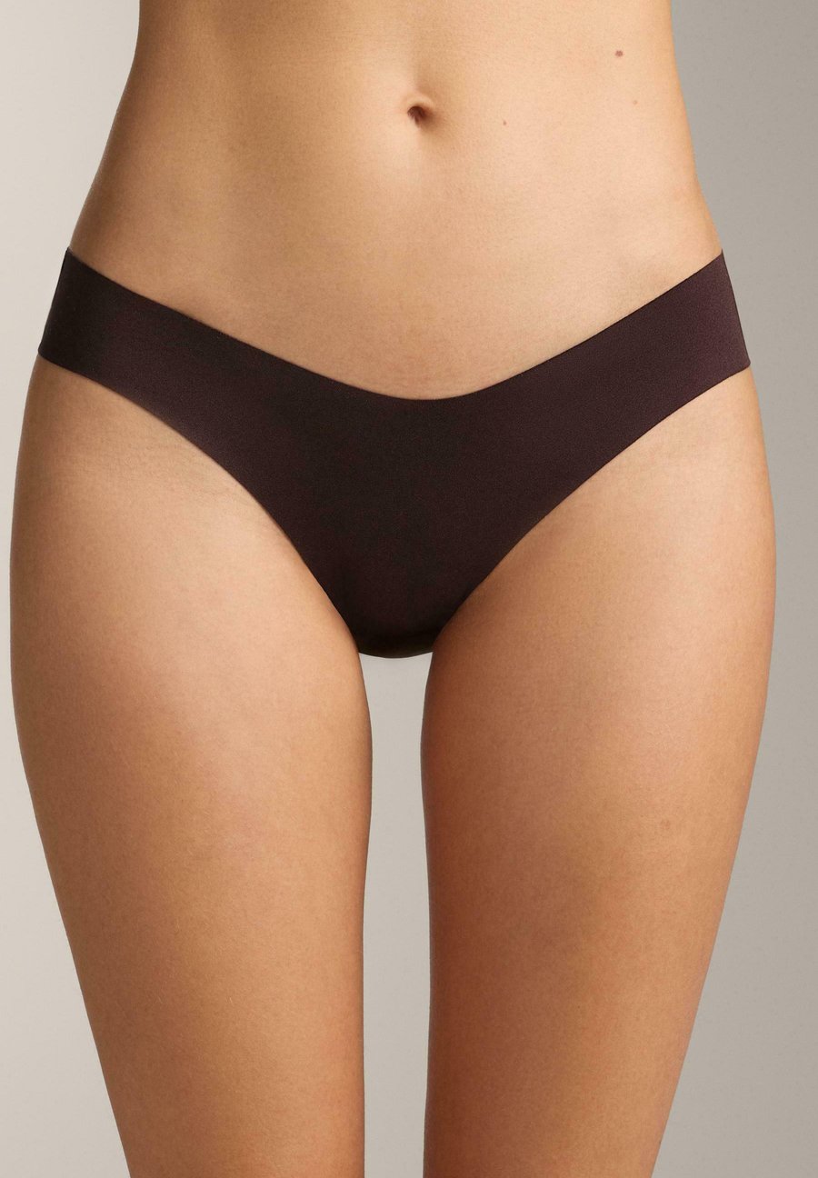 Брифы OYSHO 5 INVISIBLE V CUT CLASSIC, Purple
Брифы OYSHO 5 INVISIBLE V CUT CLASSIC, Purple