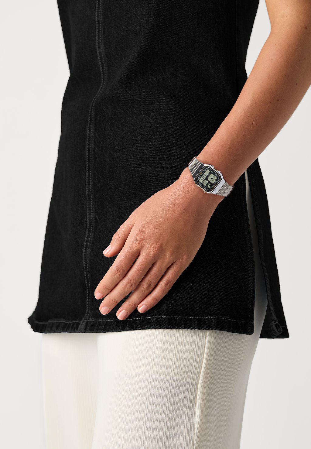 Цифровые часы UNISEX Casio, серебряный
Цифровые часы UNISEX Casio, серебряный