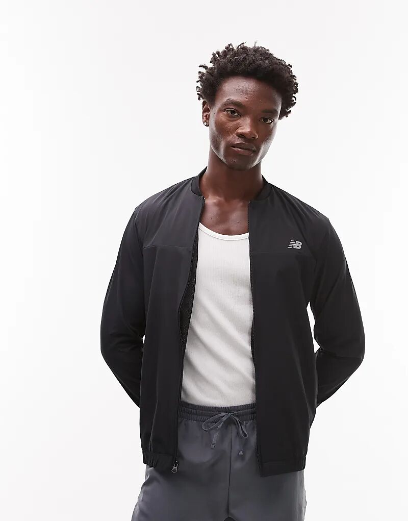 Куртка-бомбер New Balance Stretch черного цвета
Куртка-бомбер New Balance Stretch черного цвета