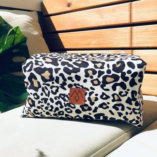 Косметолог - леопардовый принт, Militu, черный
Косметолог - леопардовый принт, Militu, черный