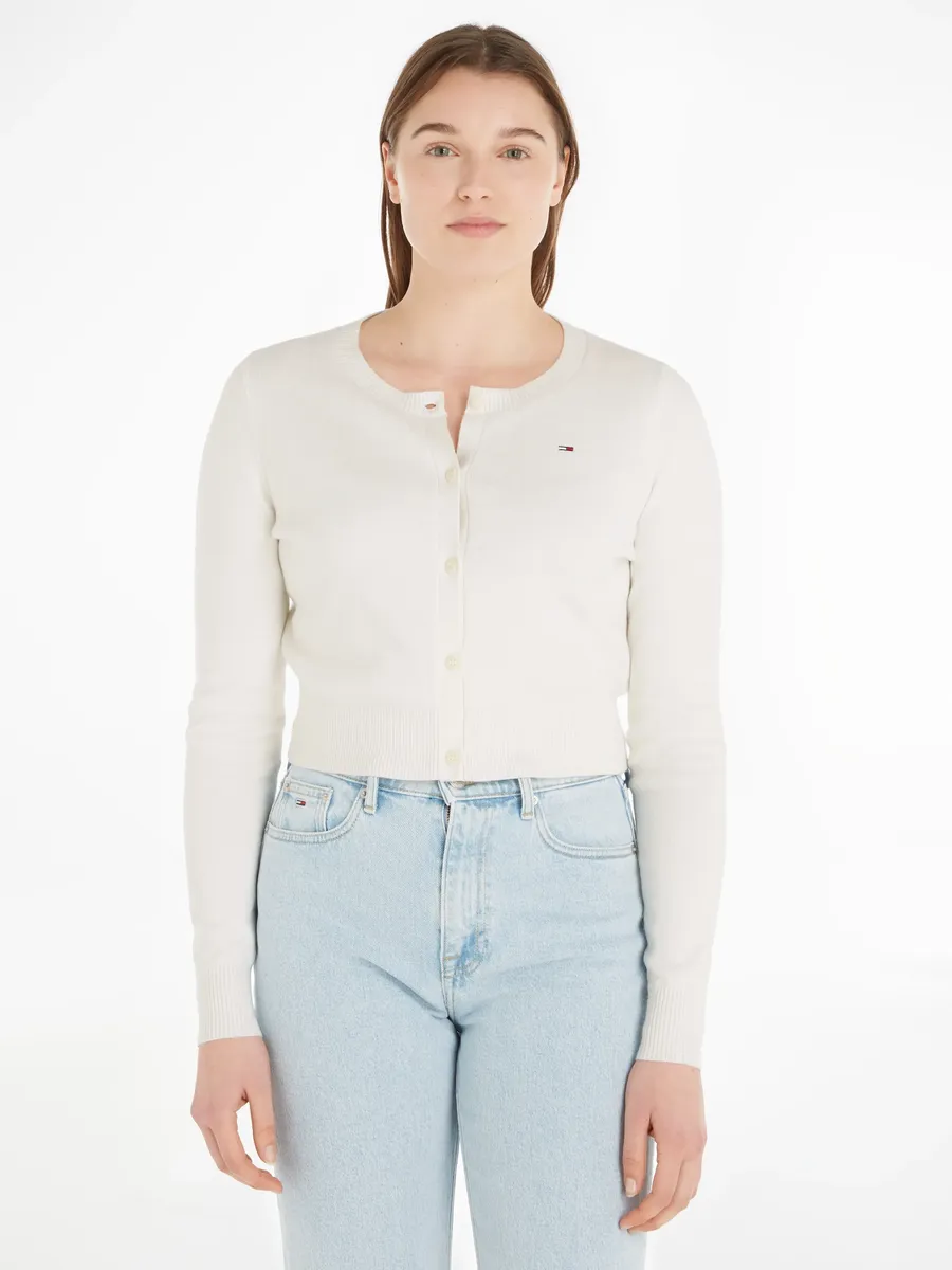 Кардиган Tommy Jeans "TJW CRP ESSENTIAL CARDIGAN" с фирменной этикеткой Tommy Jeans, белый
Кардиган Tommy Jeans "TJW CRP ESSENTIAL CARDIGAN" с фирменной этикеткой Tommy Jeans, белый