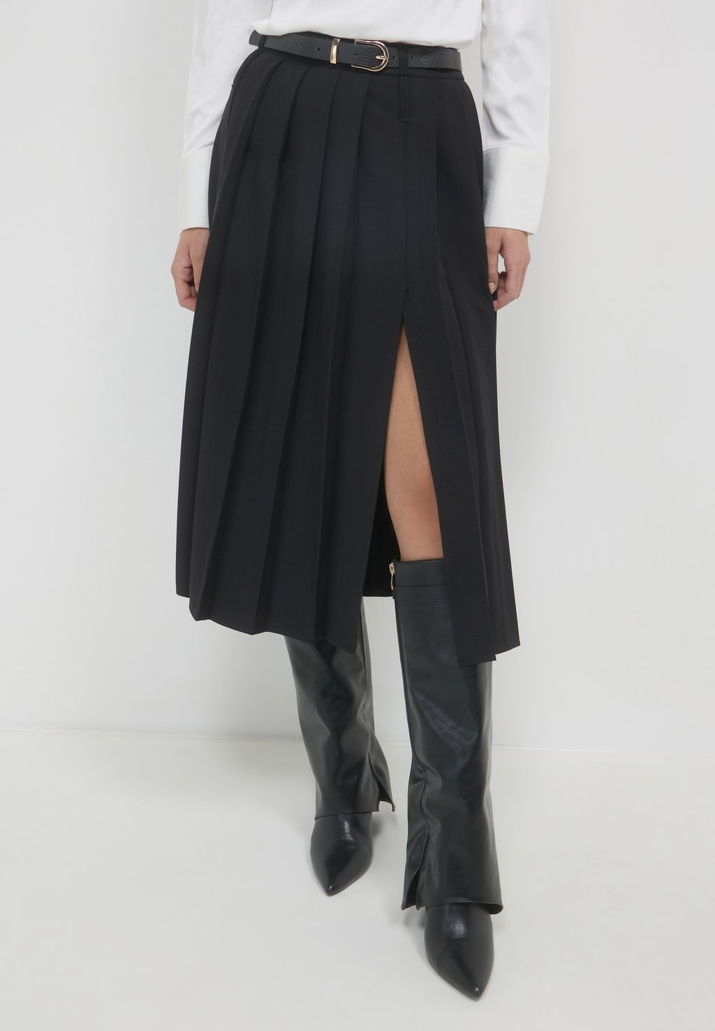 Юбка плиссированная DOPPIA CINTURA - A-line skirt Calliope, черный
Юбка плиссированная DOPPIA CINTURA - A-line skirt Calliope, черный