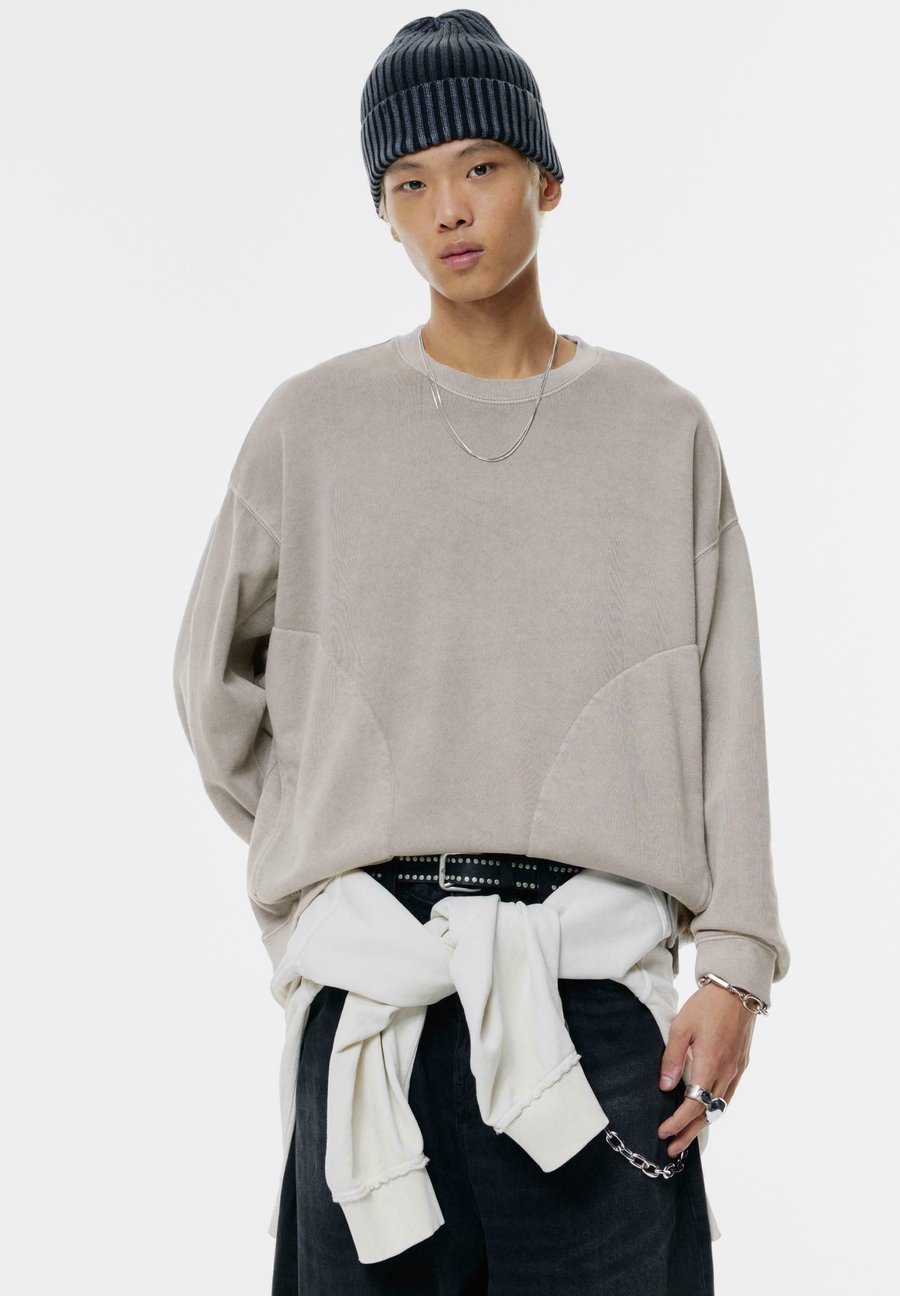 Толстовка PULL&BEAR Sweatshirt, Sand
Толстовка PULL&BEAR Sweatshirt, Sand