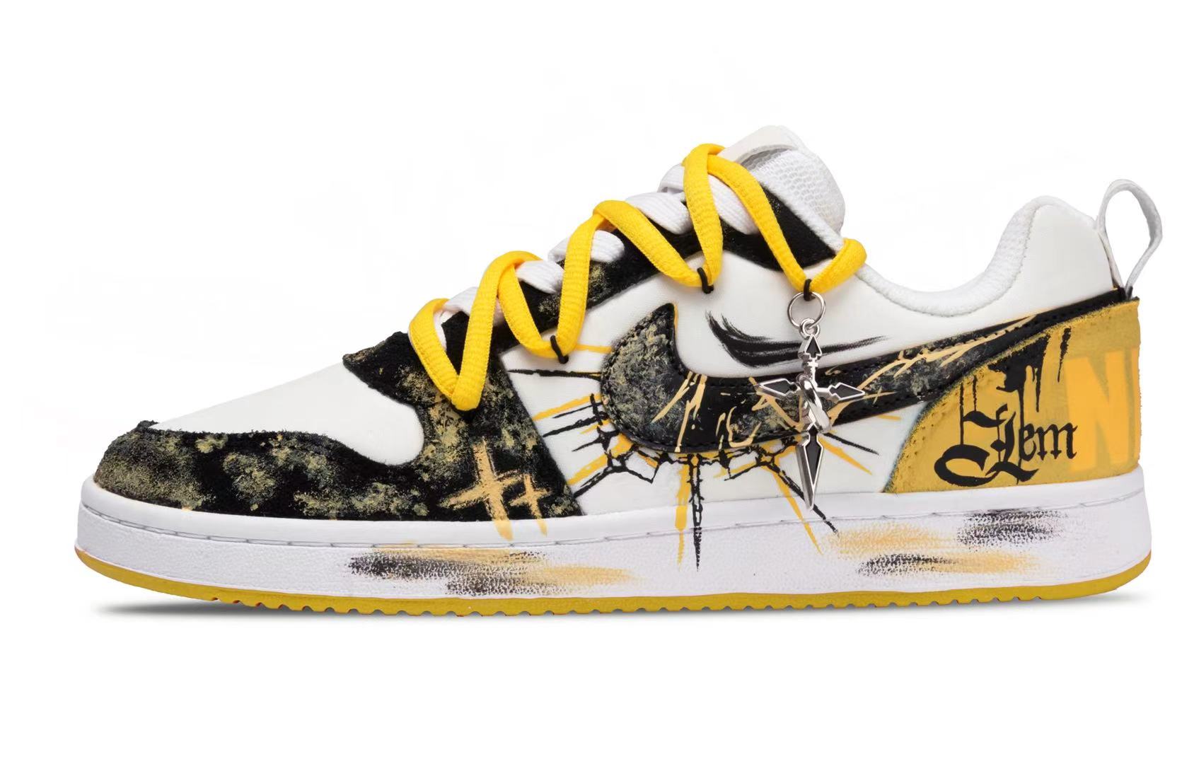 Nike Кроссовки для скейтбординга Court Borough мужские низкие White/Black/Yellow/Gold
Nike Кроссовки для скейтбординга Court Borough мужские низкие White/Black/Yellow/Gold