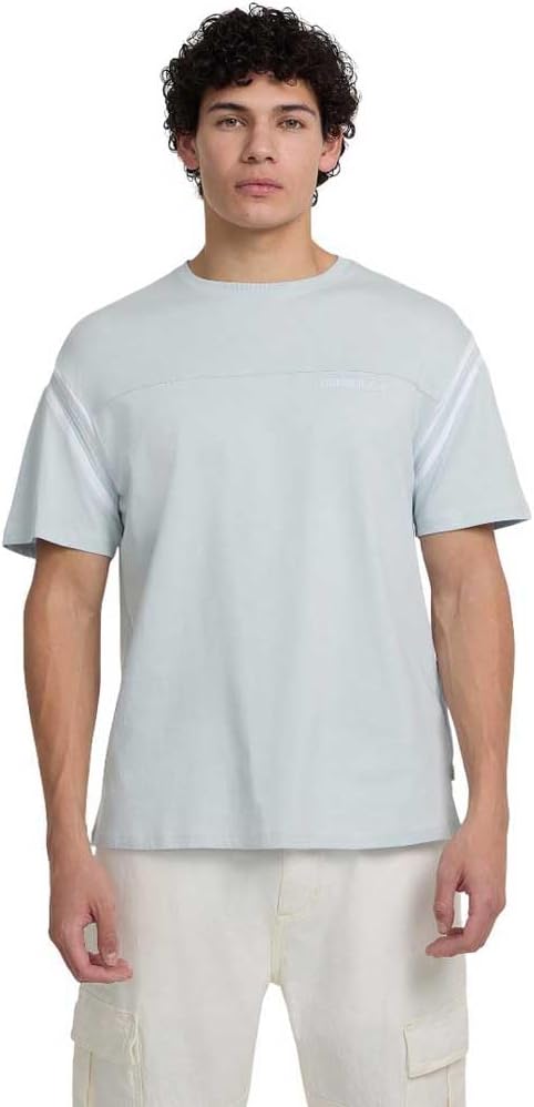 Мужская повседневная футболка Guess GJ SS CN REG 3D 81
Мужская повседневная футболка Guess GJ SS CN REG 3D 81