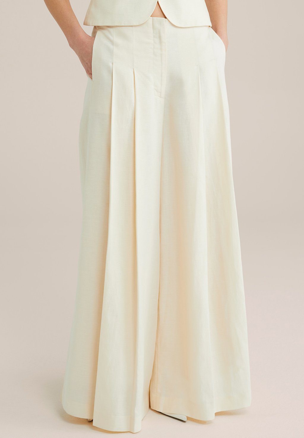 Брюки WE Fashion, бежевый
Брюки WE Fashion, бежевый