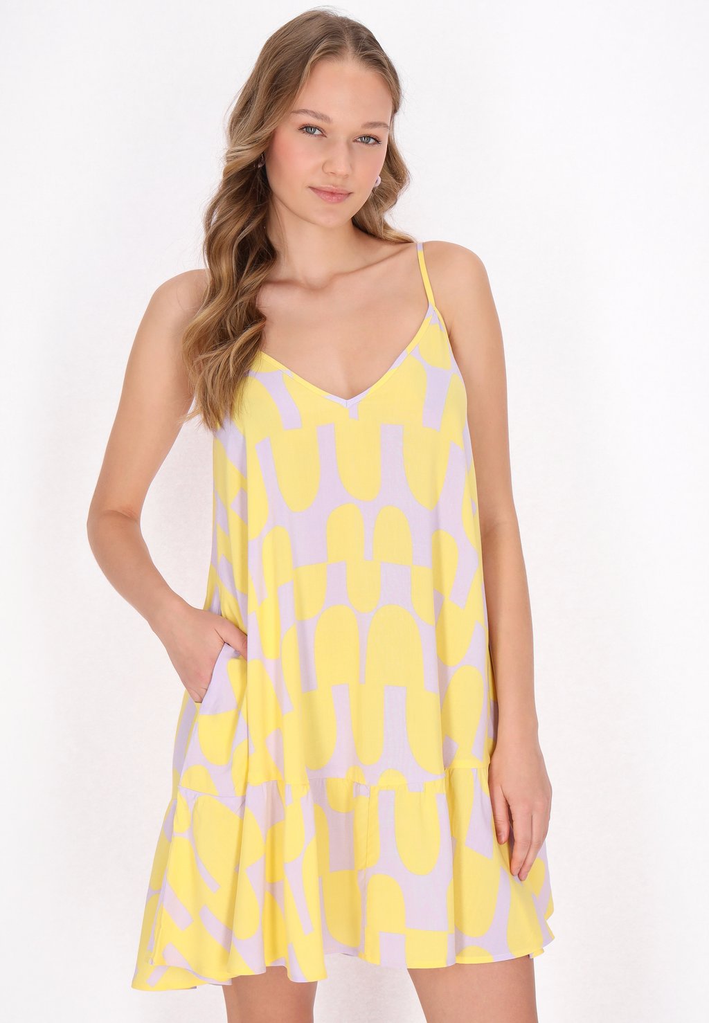 Повседневное платье myMo, фиолетовый
Повседневное платье myMo, фиолетовый