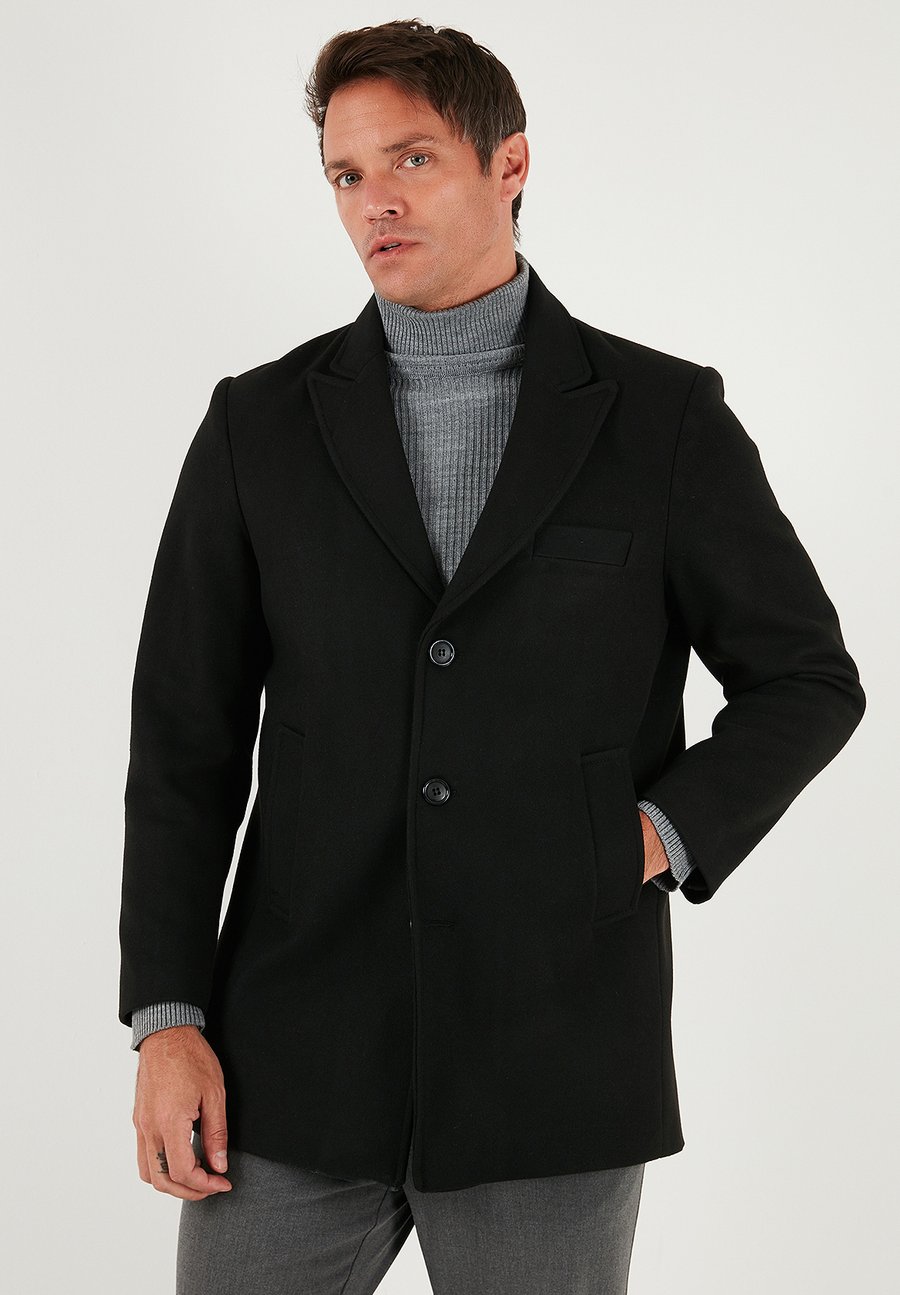 Пальто Buratti Short coat, Black
Пальто Buratti Short coat, Black