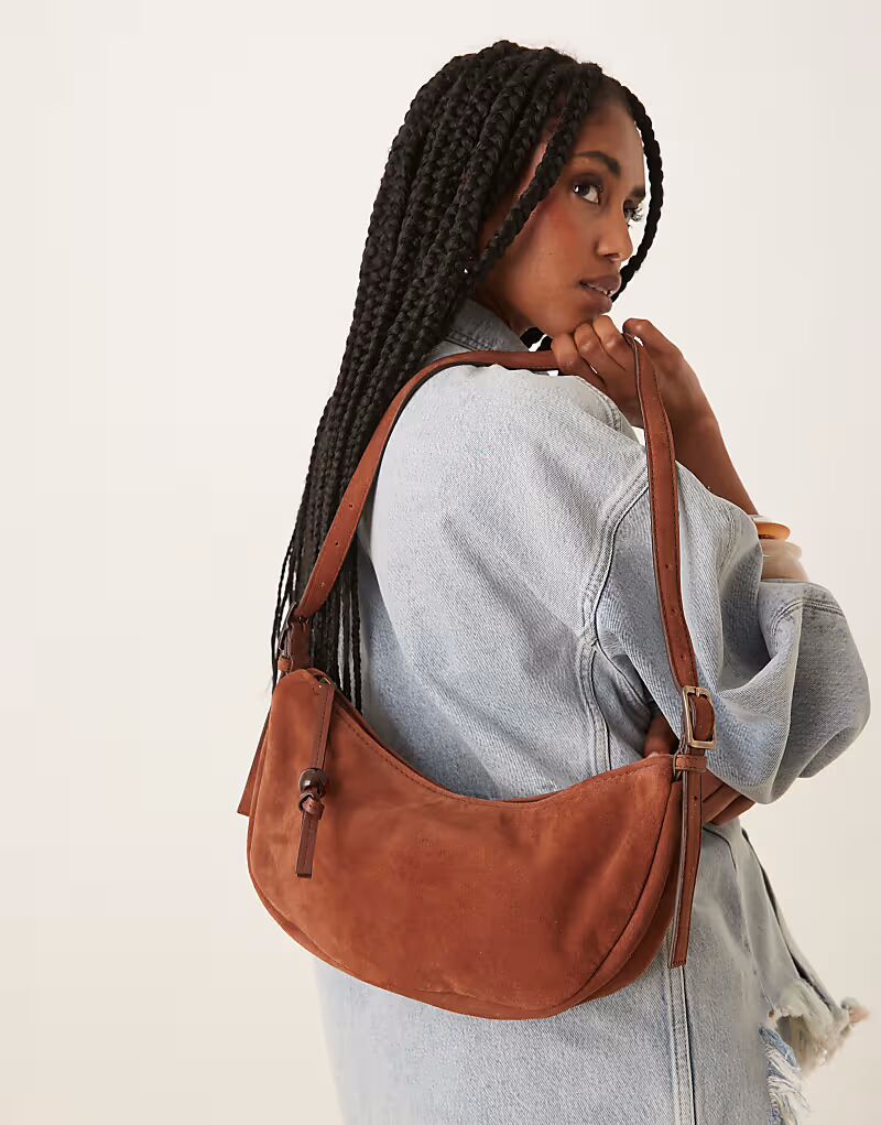 Сумка через плечо Becksondergaard tacey из замши в форме полумесяца коричневого цвета
Сумка через плечо Becksondergaard tacey из замши в форме полумесяца коричневого цвета