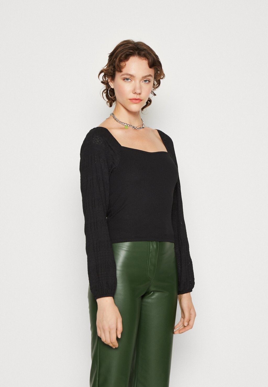 Блузка Pieces PCJASMIN, черный
Блузка Pieces PCJASMIN, черный