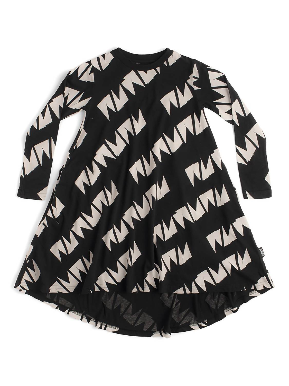 Девчачье платье с асимметричным подолом в черном цвете с узором Nununu 
Девчачье платье с асимметричным подолом в черном цвете с узором Nununu