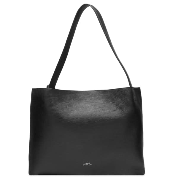 Сумка-тоут из кожи рефлекс Studio Nicholson, black
Сумка-тоут из кожи рефлекс Studio Nicholson, black