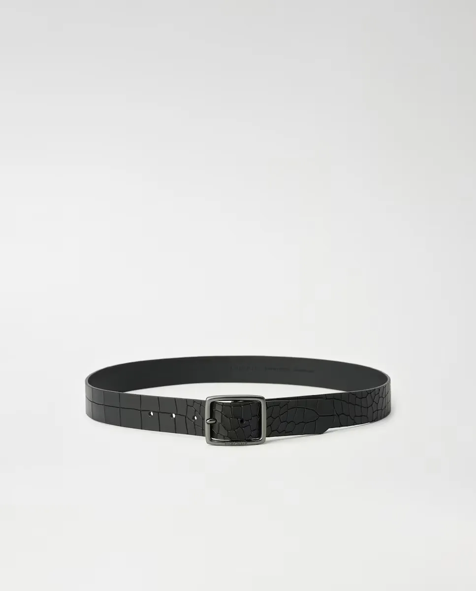 Женский кожаный ремень с фактурным эффектом Salsa Jeans, черный
Женский кожаный ремень с фактурным эффектом Salsa Jeans, черный