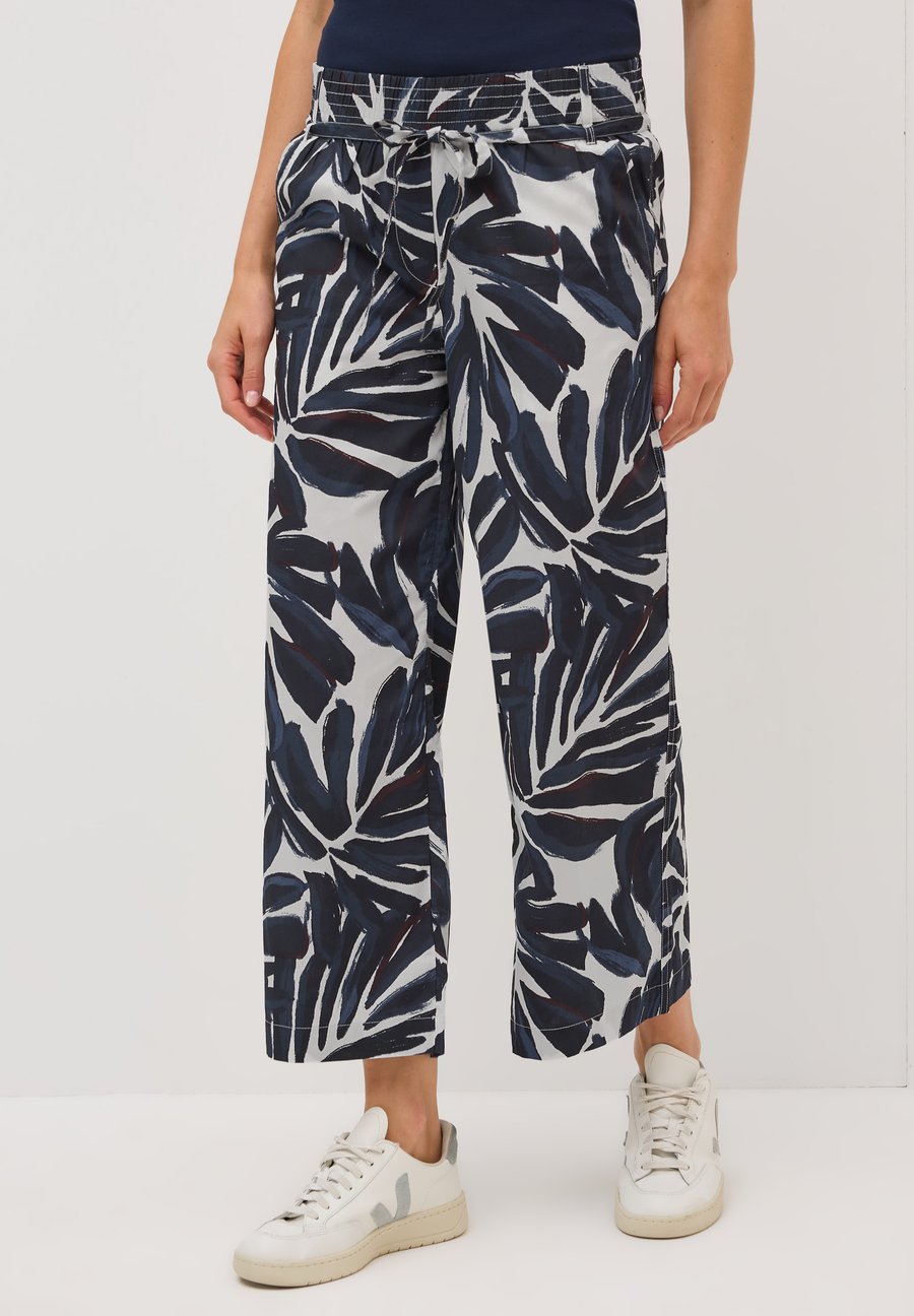 Брюки Cecil Trousers, Blau/Dark Blue
Брюки Cecil Trousers, Blau/Dark Blue