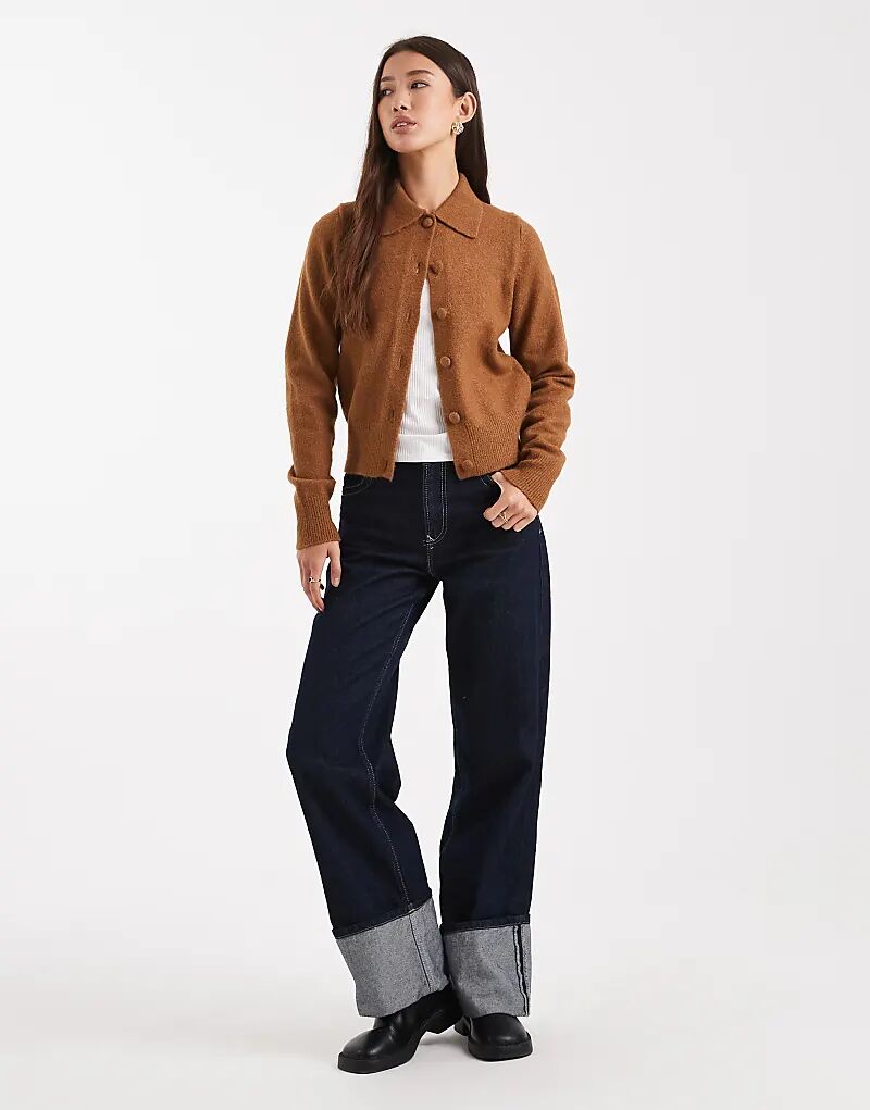 Кардиган New Look с воротником цвета верблюжьей шерсти
Кардиган New Look с воротником цвета верблюжьей шерсти