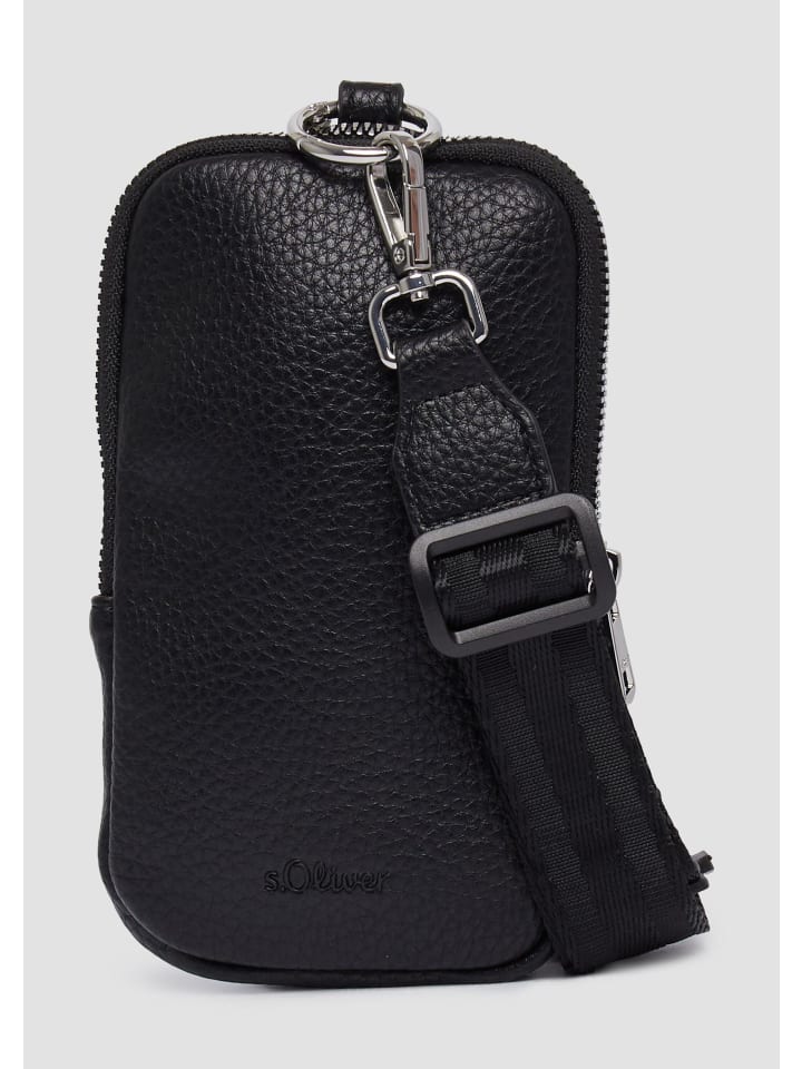 s.Oliver Сумка черного цвета (9999)
s.Oliver Сумка черного цвета (9999)