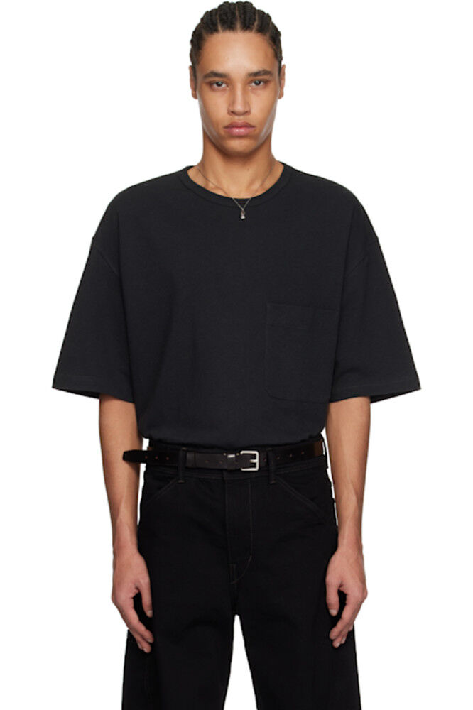 Черная свободная футболка с коротким рукавом LEMAIRE
Черная свободная футболка с коротким рукавом LEMAIRE