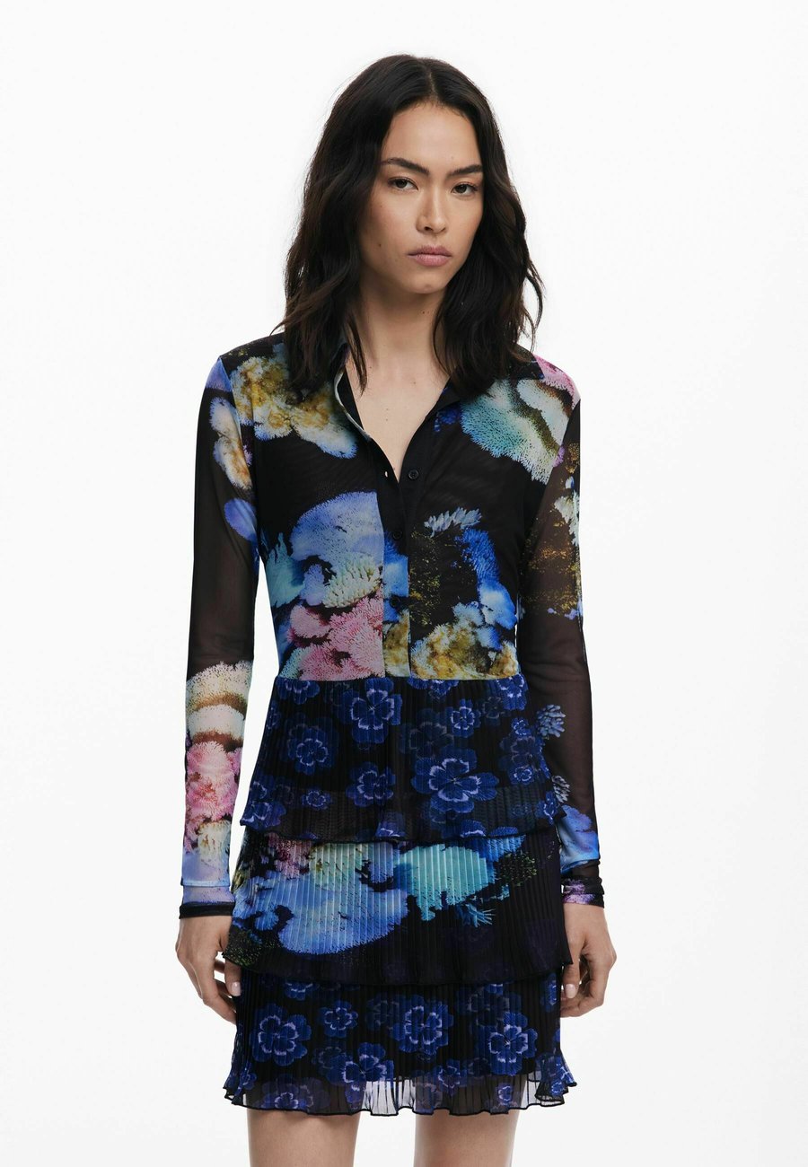 Платье Desigual Shirt dress, Mix/Black
Платье Desigual Shirt dress, Mix/Black