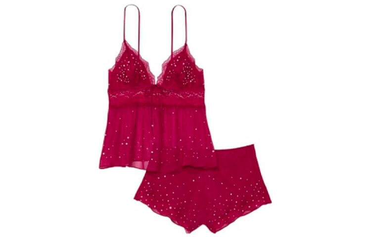 Ночная рубашка Victoria'S Secret
Ночная рубашка Victoria'S Secret