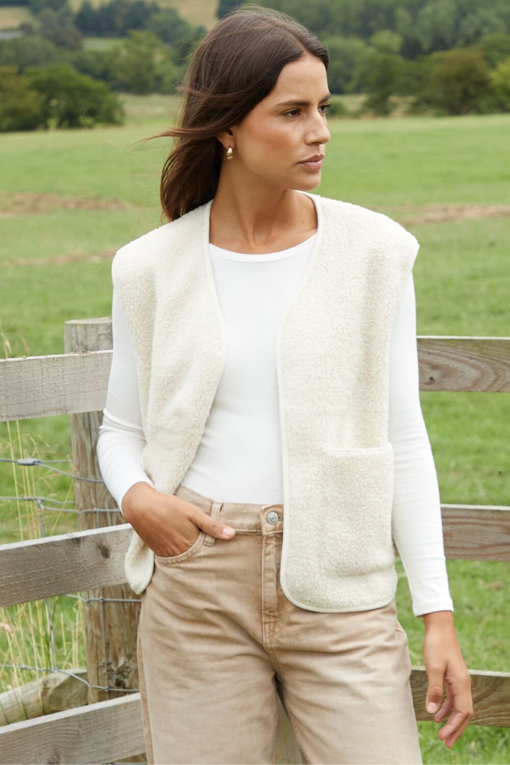 Двусторонний жилет из борга Threadbare, бежевый
Двусторонний жилет из борга Threadbare, бежевый